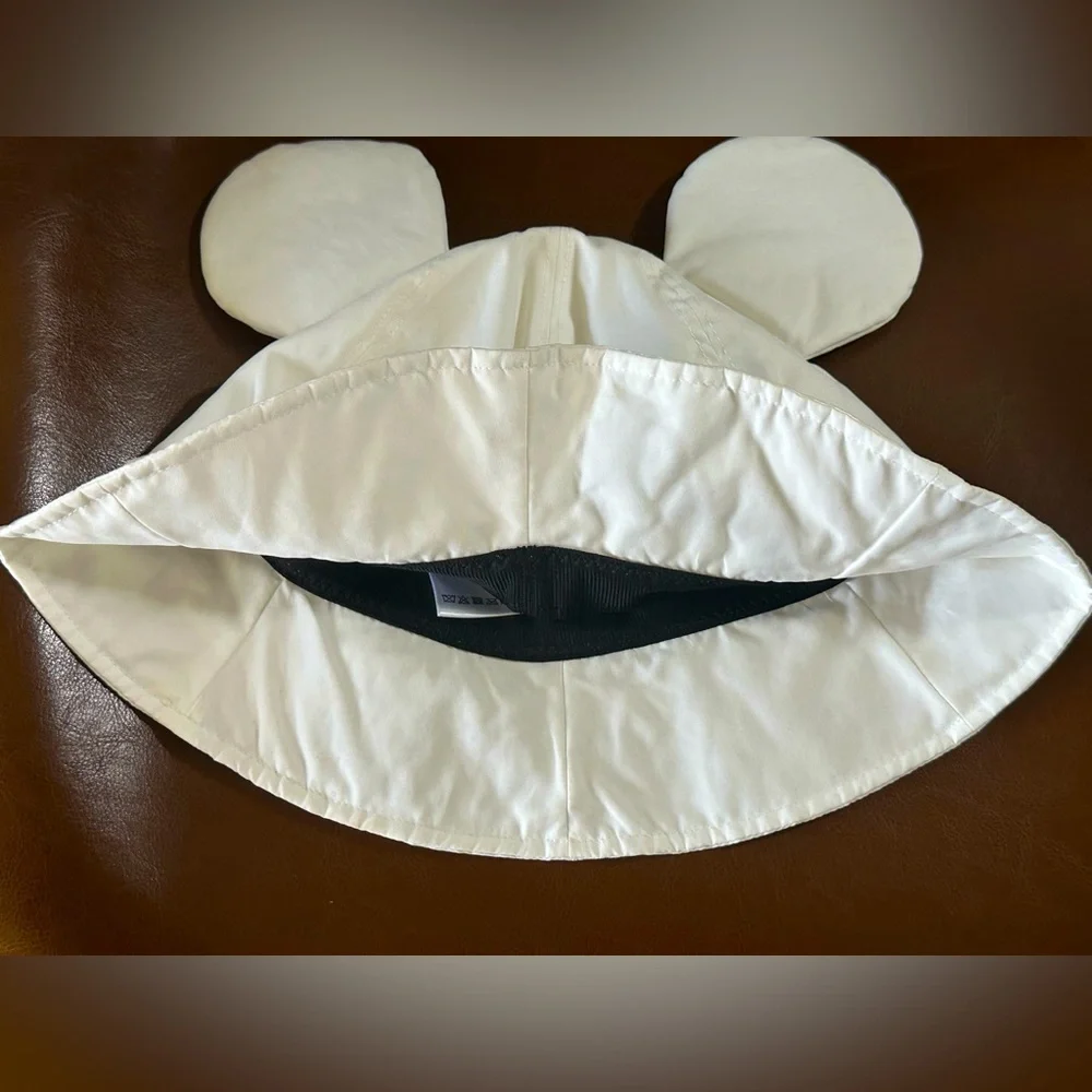 Disney Tokyo exclusive 2024 Halloween Mickey bucket hat with ears - Picture 3 of 4